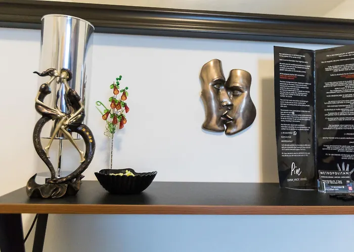 Metropolitan Bed & Breakfast 4*