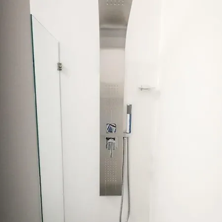Metropolitan باري